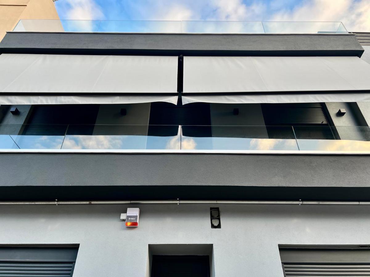 T&T Luxury Apartments - Rooftop Jacuzzi Атина Екстериор снимка