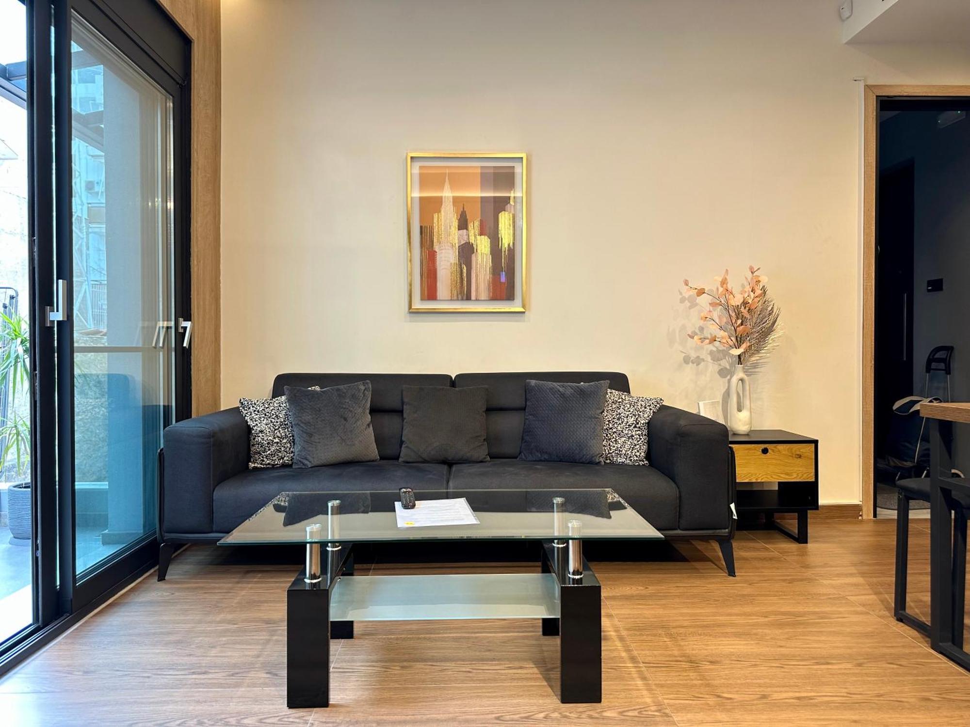 T&T Luxury Apartments - Rooftop Jacuzzi Атина Екстериор снимка